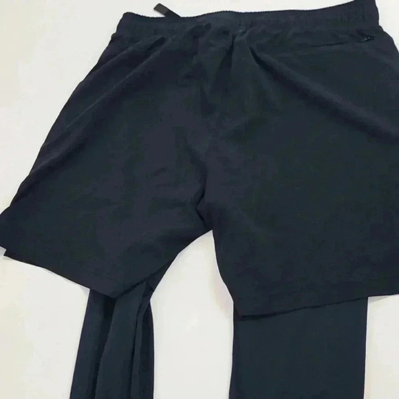 Alo YogaStability 2-in-1 Layered Pant - Picture 9 of 11